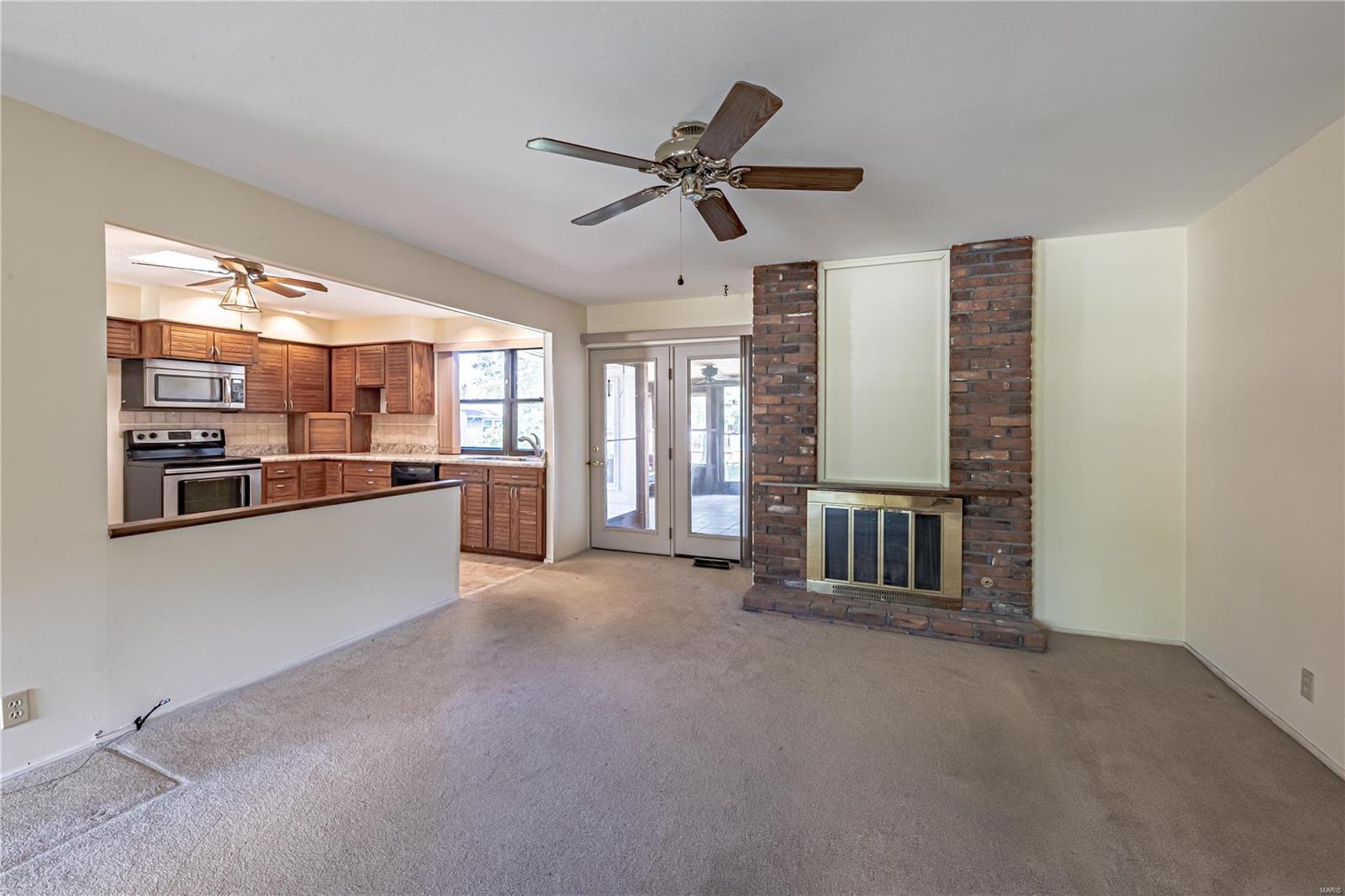 Mayer Wedgwood Green Pheasant Run - Residential