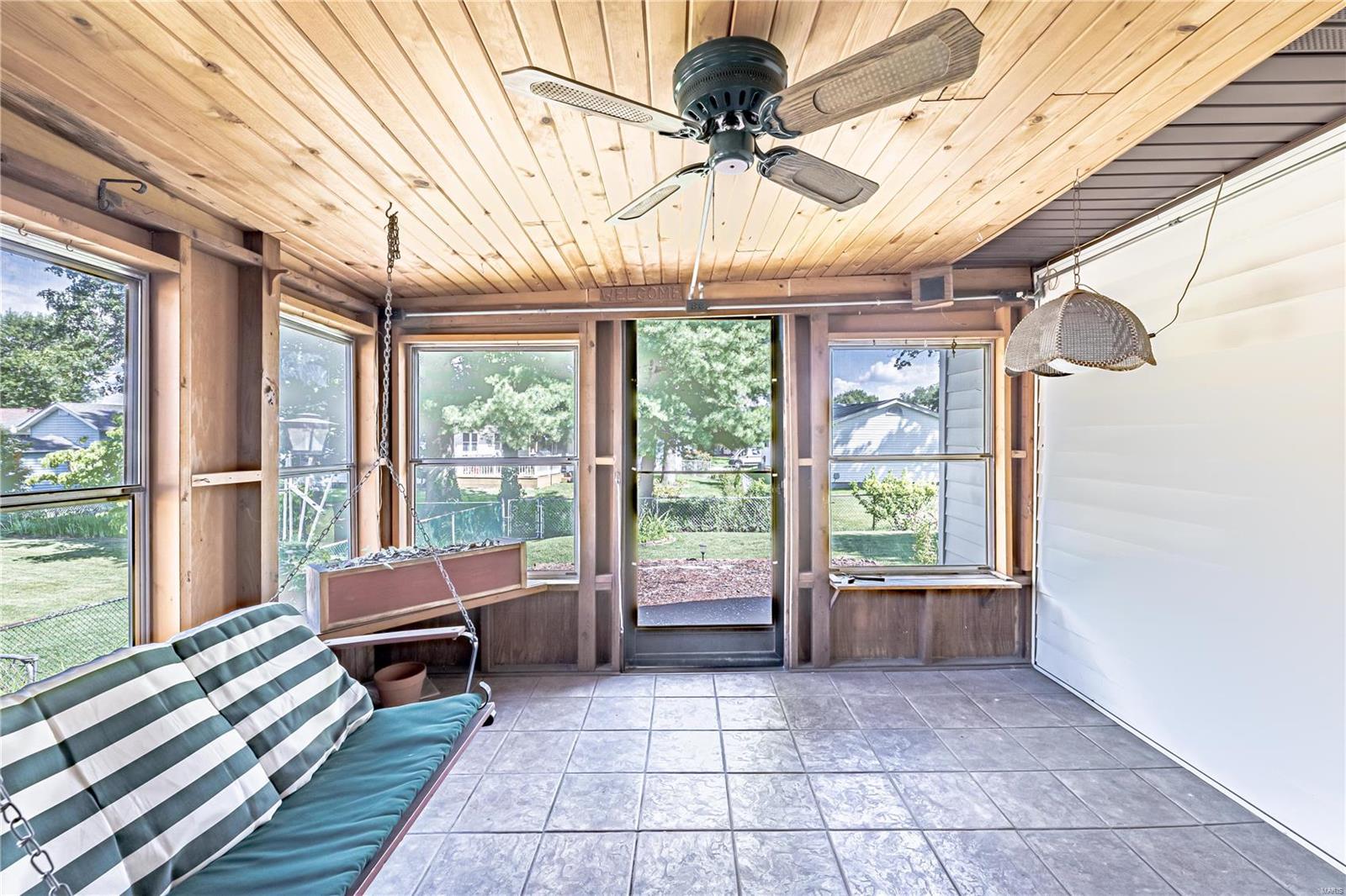 Mayer Wedgwood Green Pheasant Run - Residential