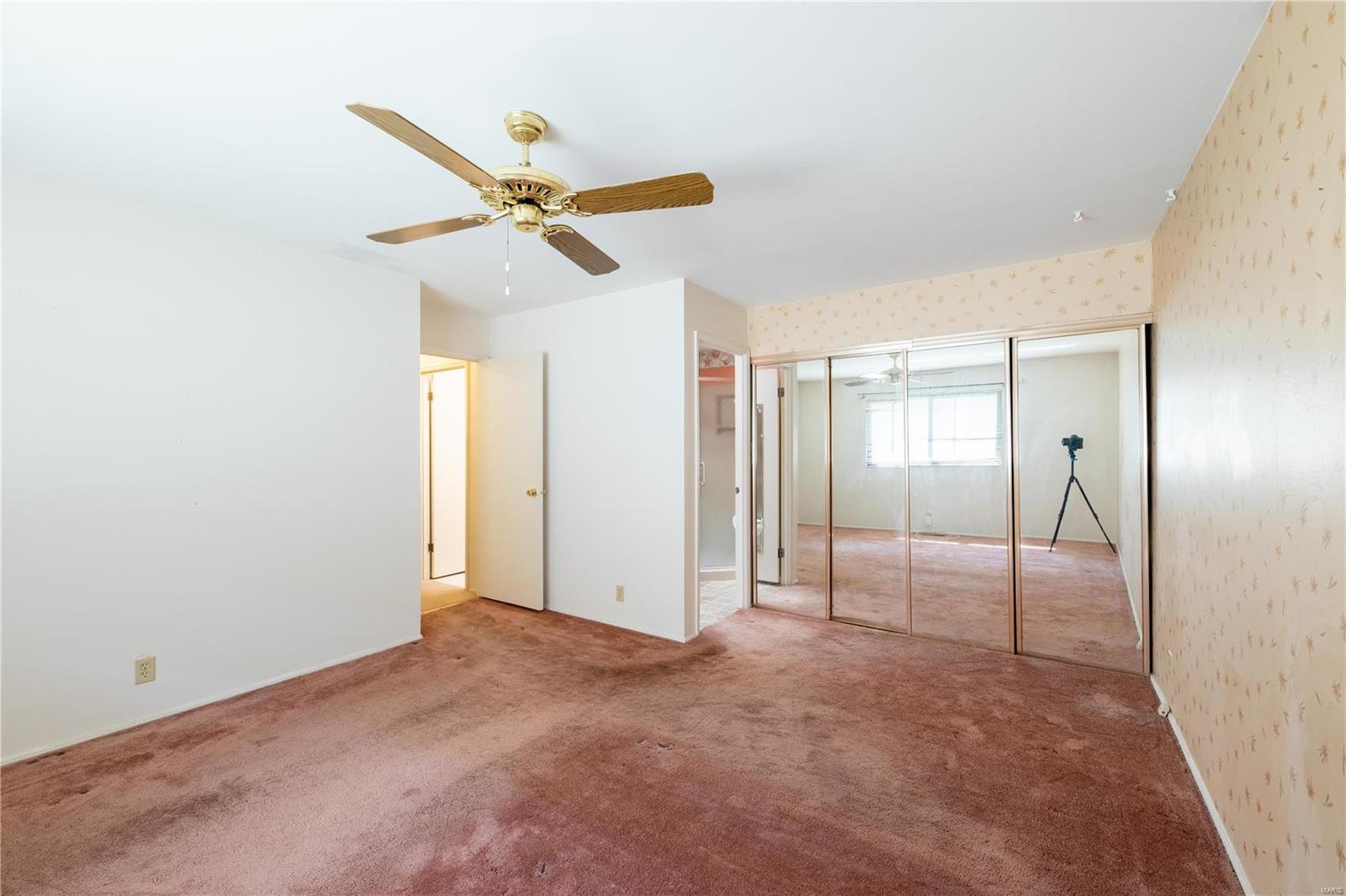 Mayer Wedgwood Green Pheasant Run - Residential