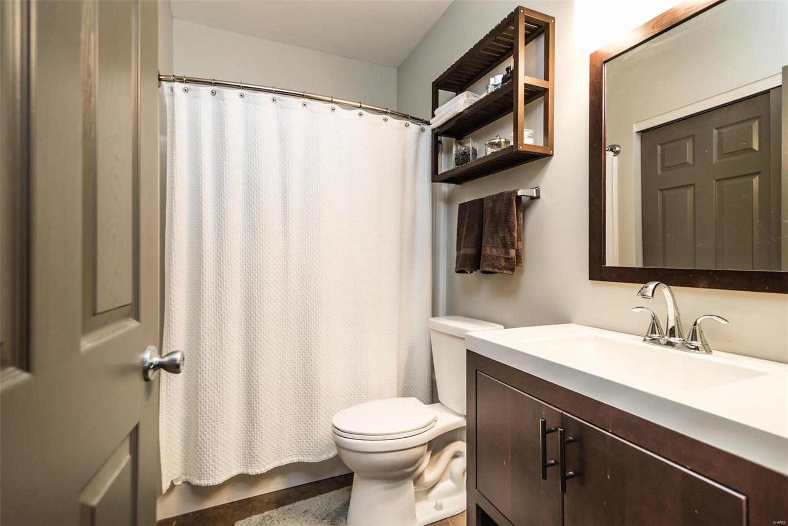 City/St Louis - Residential Income