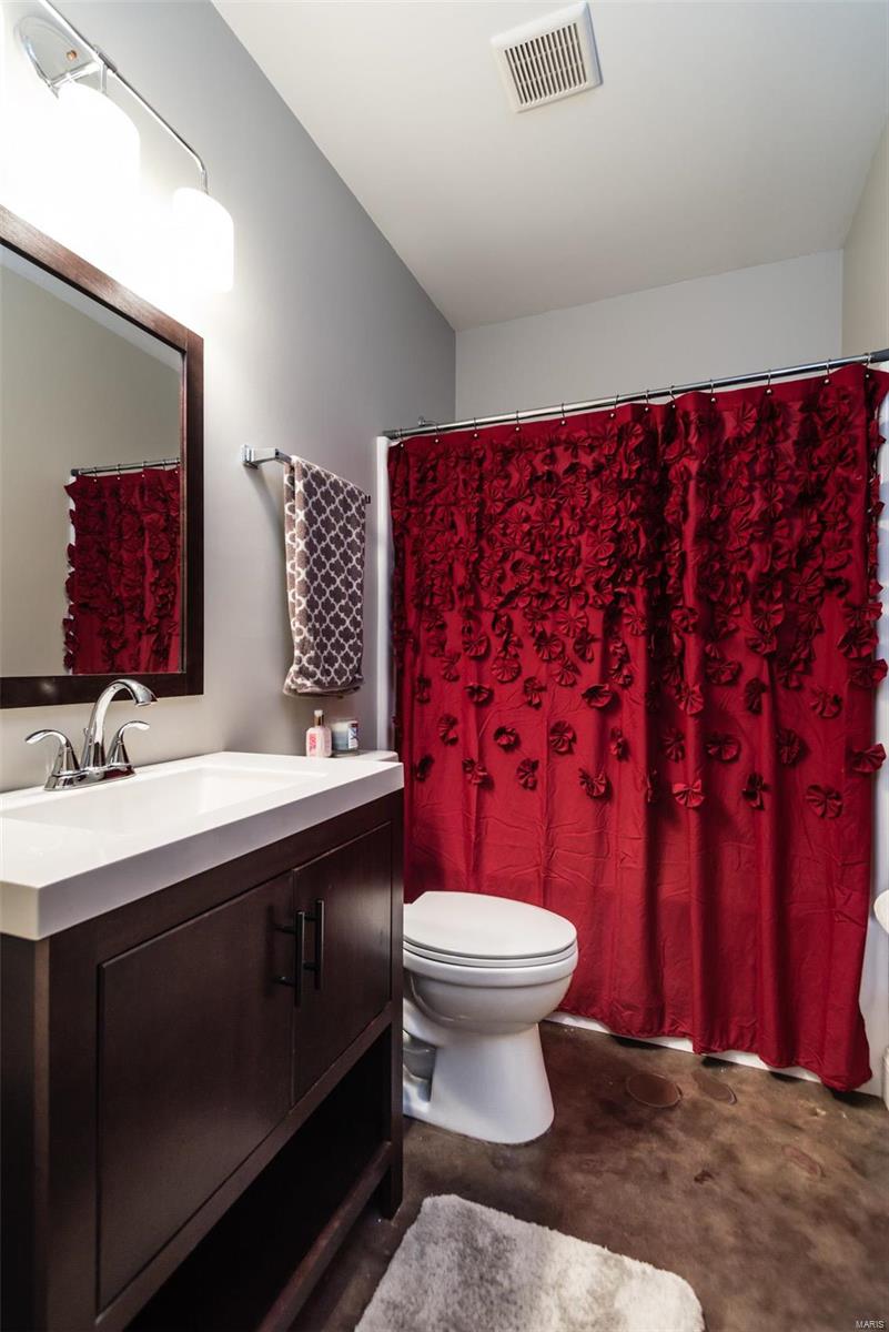 City/St Louis - Residential Income