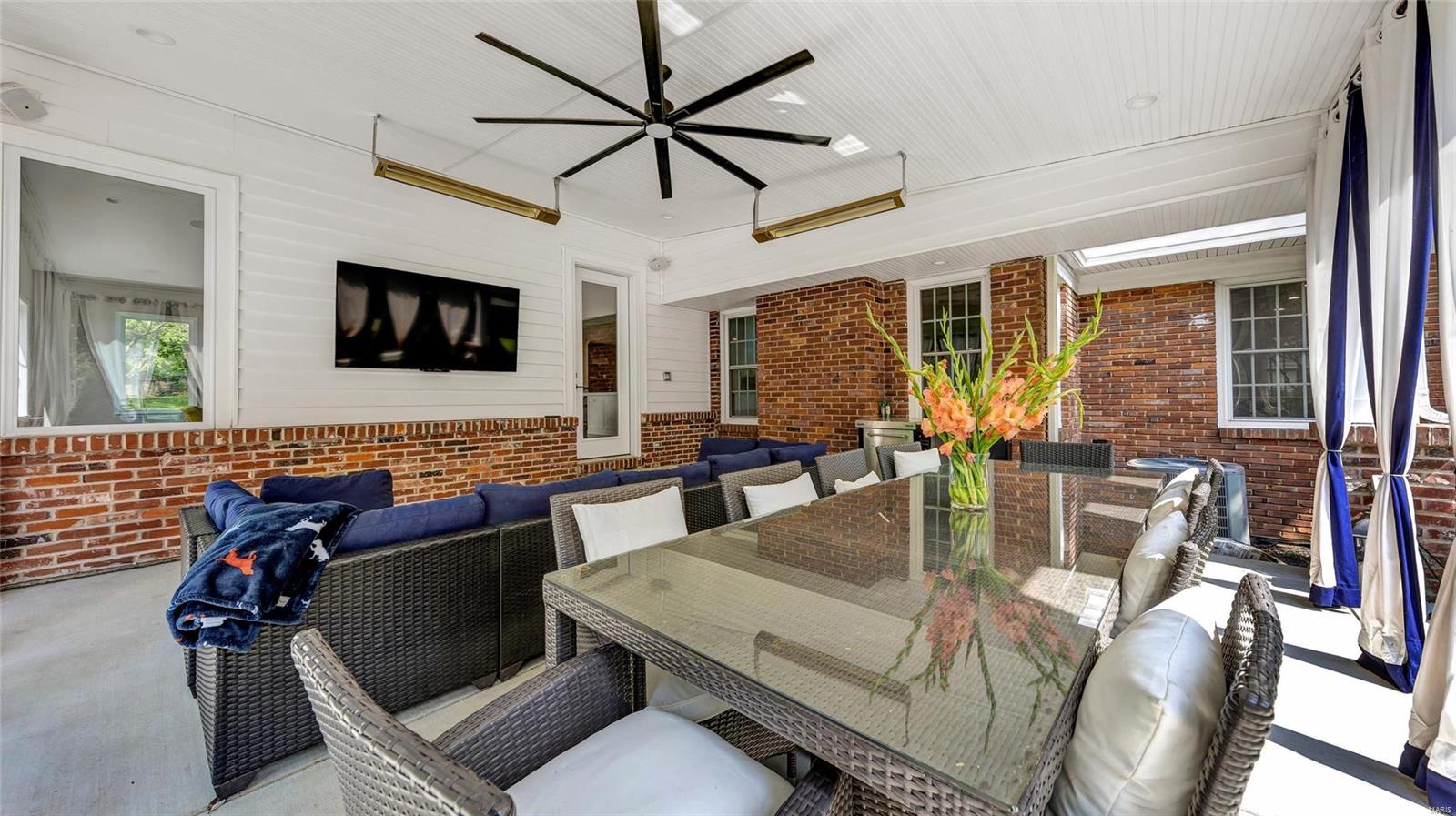 Westhampton 1 - Residential