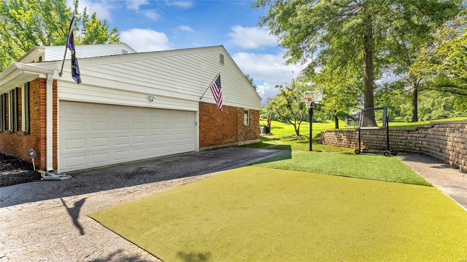 Westhampton 1 - Residential