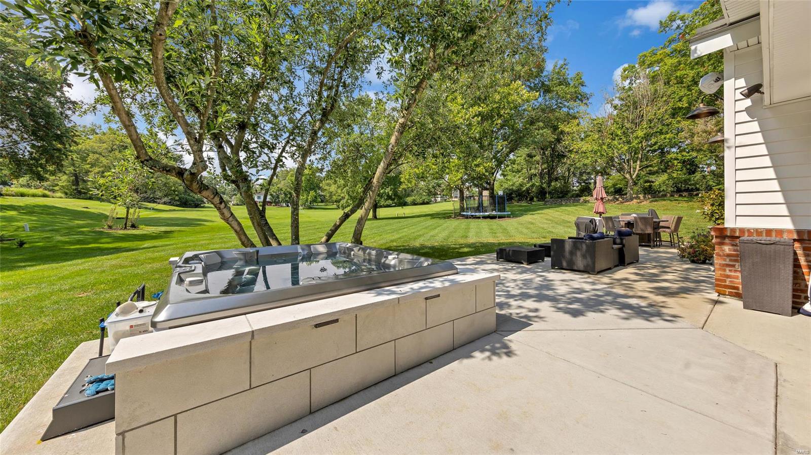 Westhampton 1 - Residential