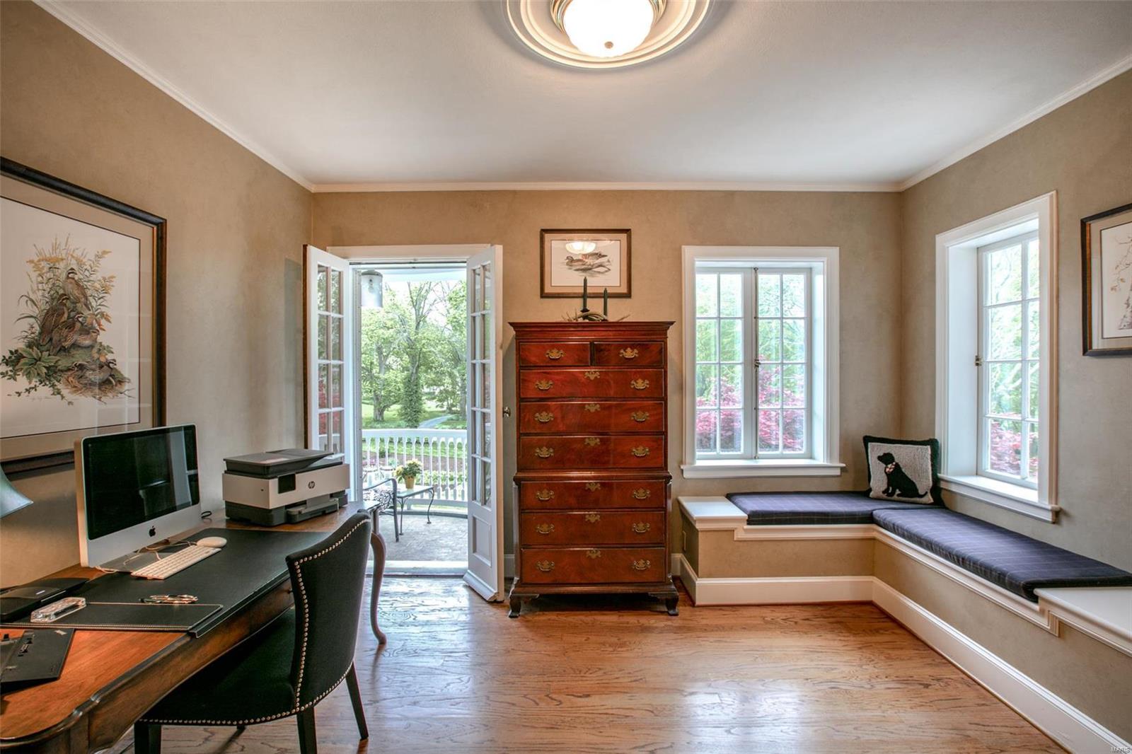 Sec 25 Township 45 R 5 Pt Of - Residential