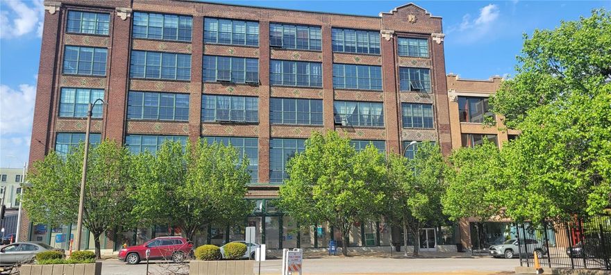 Welcome home to this 2 bedroom Loft located just minutes from the new Soccer stadium.  This bright and airy loft features lots of personal touches that make it stand out from the rest.  The open concept Living/dining/kitchen boasts soaring ceilings, enormous windows and a gas fireplace with custom reclaimed wood surround.  Both bedrooms have large walk in closets and ceiling fans. Location: Corner Location, Downtown