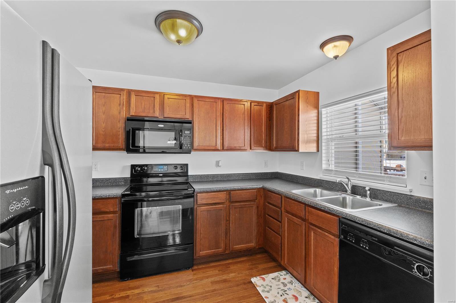 Lake St Louis, Missouri 63367, United States, 2 Bedrooms Bedrooms, ,2 BathroomsBathrooms,Residential,Pending,24963