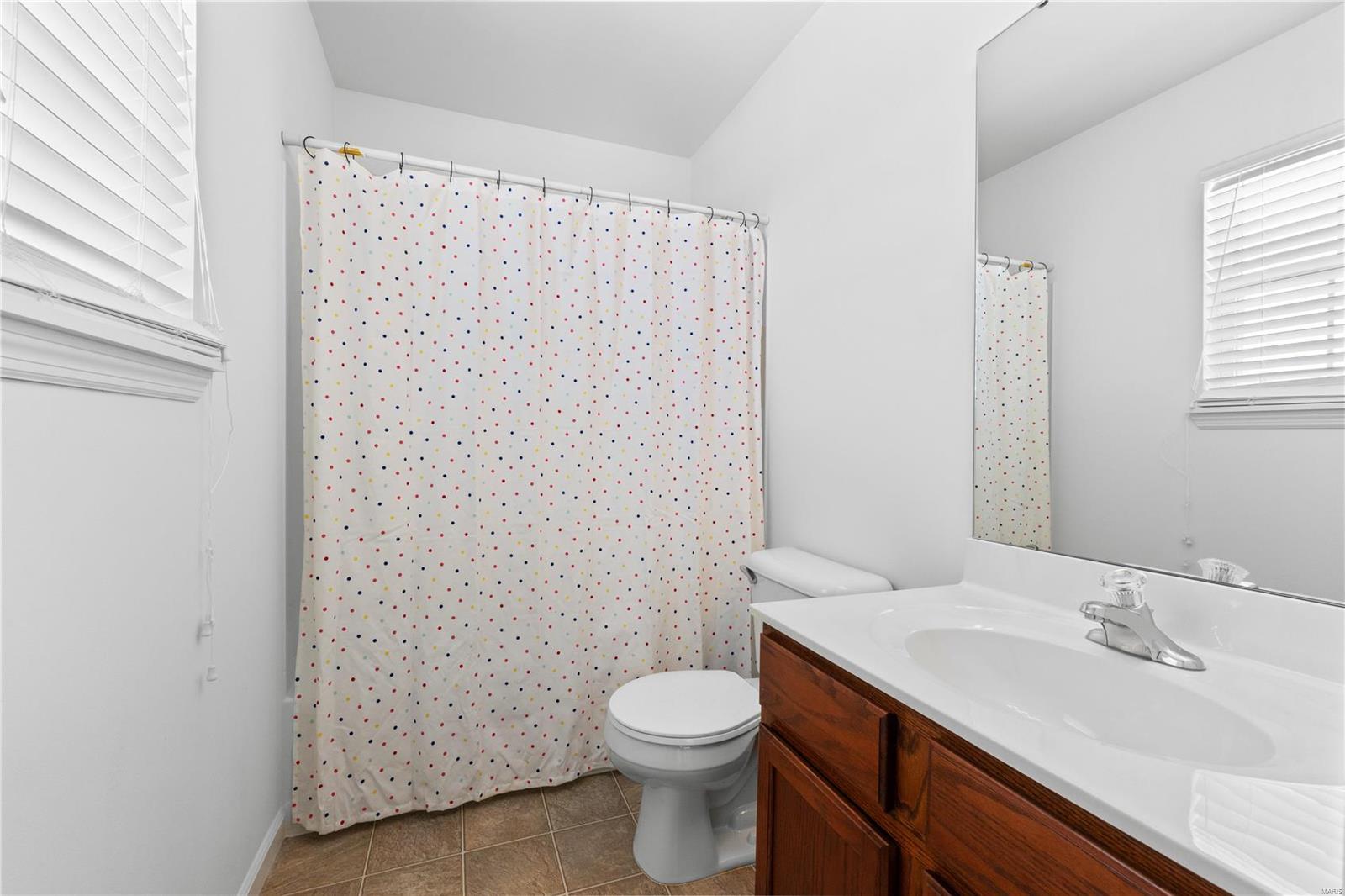 Lake St Louis, Missouri 63367, United States, 2 Bedrooms Bedrooms, ,2 BathroomsBathrooms,Residential,Pending,24963