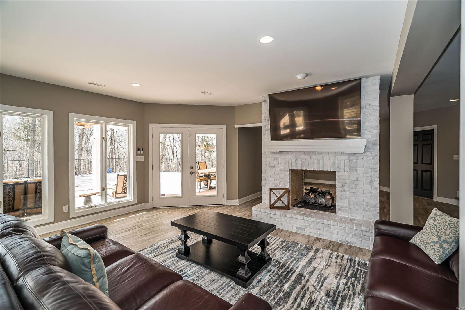 Lsl The Estate - Residential