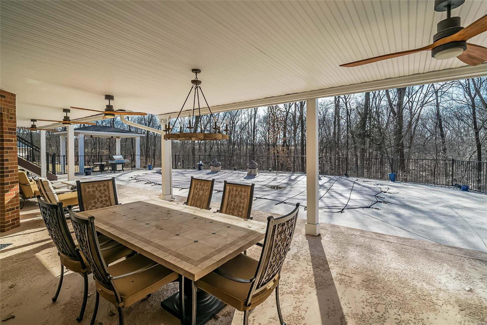 Lsl The Estate - Residential