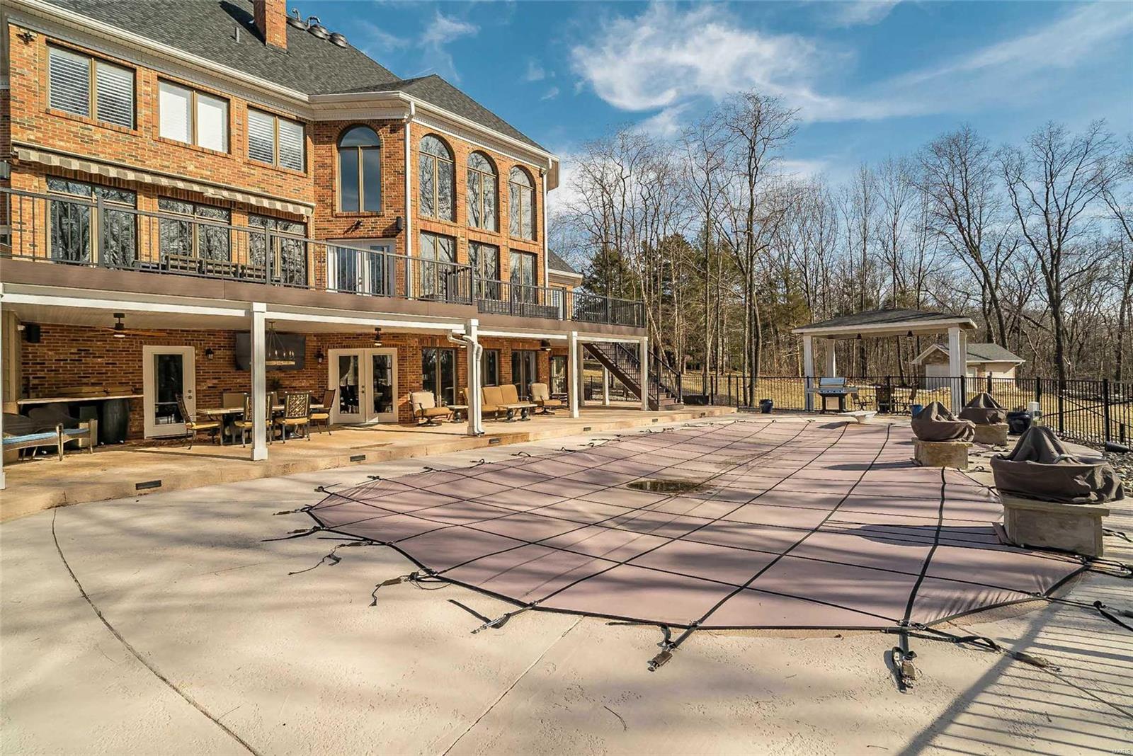 Lsl The Estate - Residential