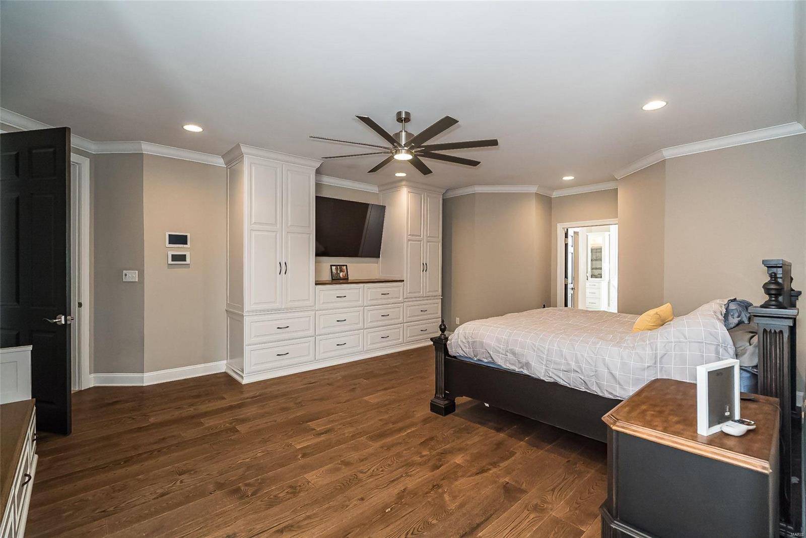 Lsl The Estate - Residential