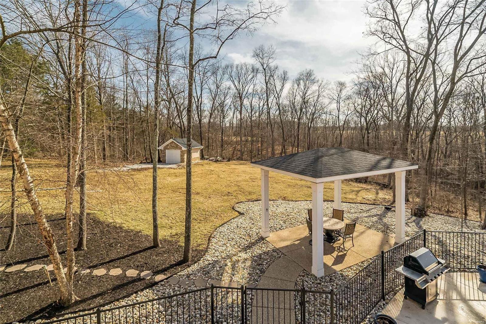 Lsl The Estate - Residential