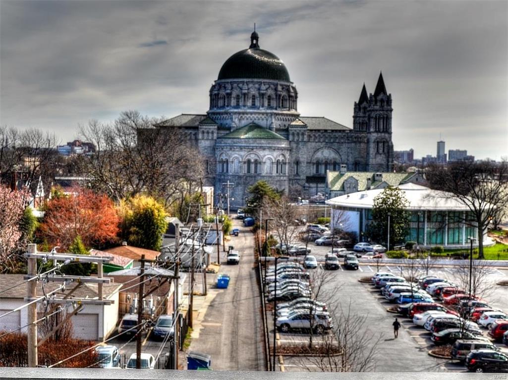 Lindell Terrace - Residential