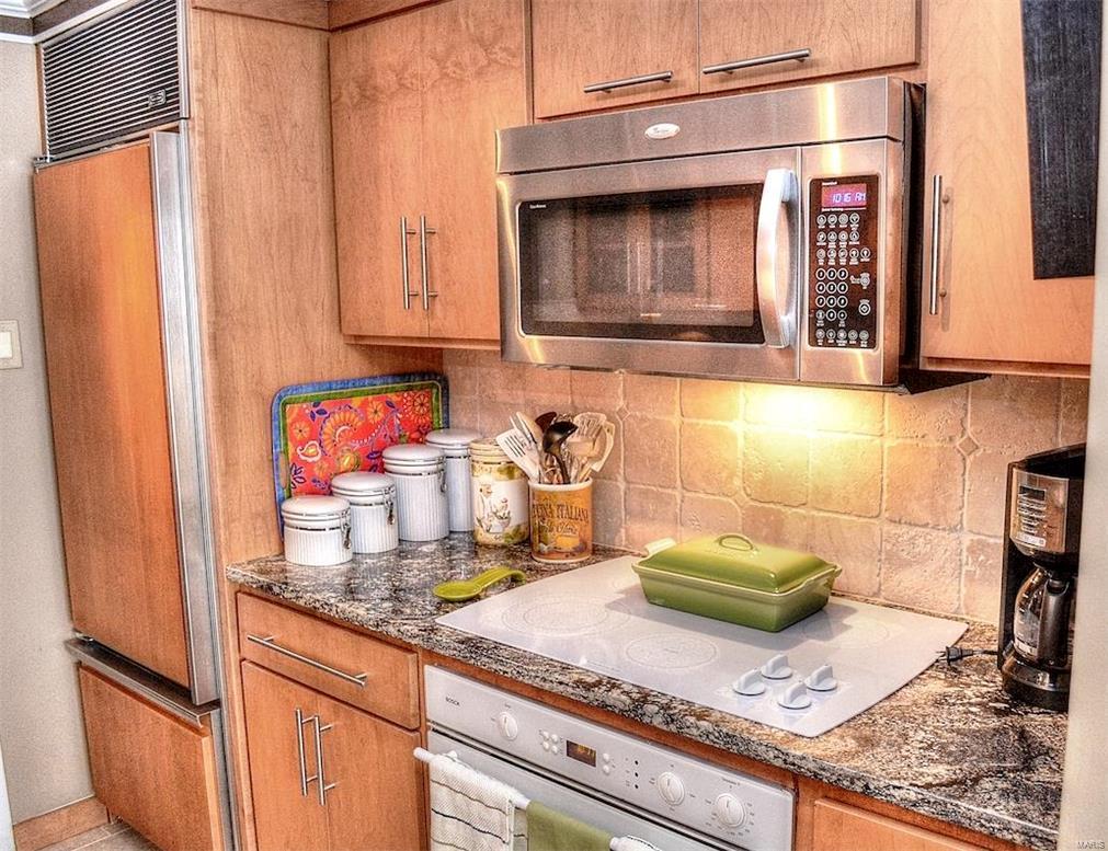 Lindell Terrace - Residential