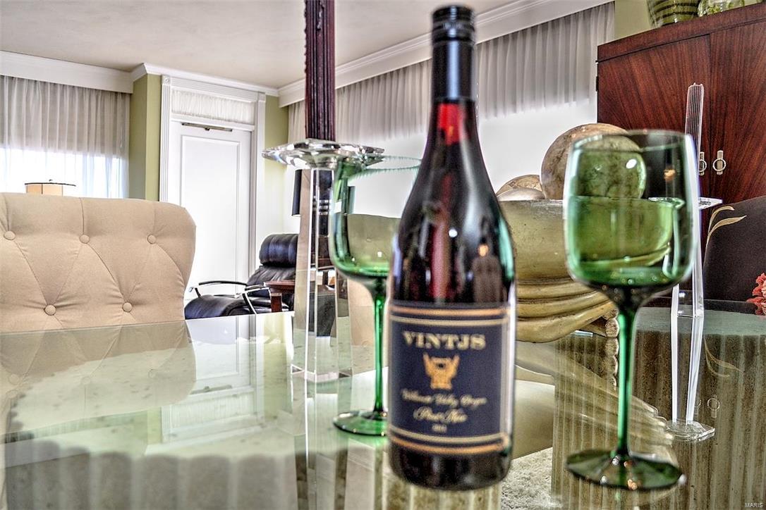 Lindell Terrace - Residential