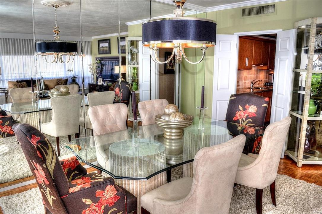 Lindell Terrace - Residential