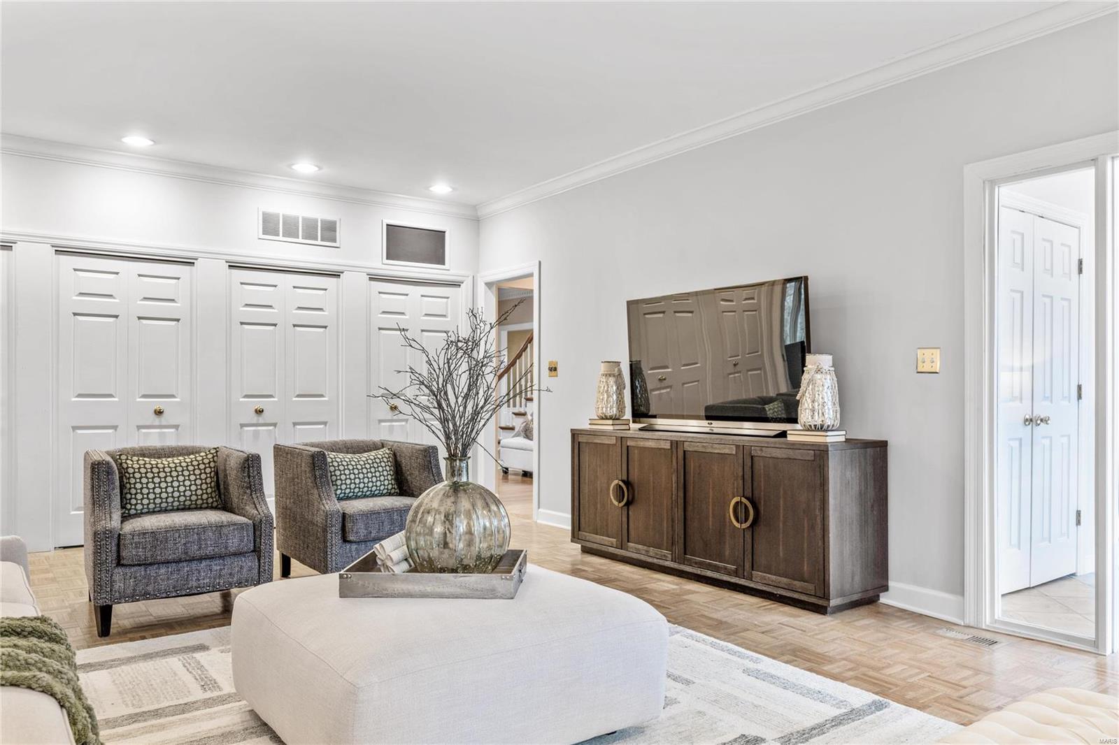 Cheshire Farm - Residential