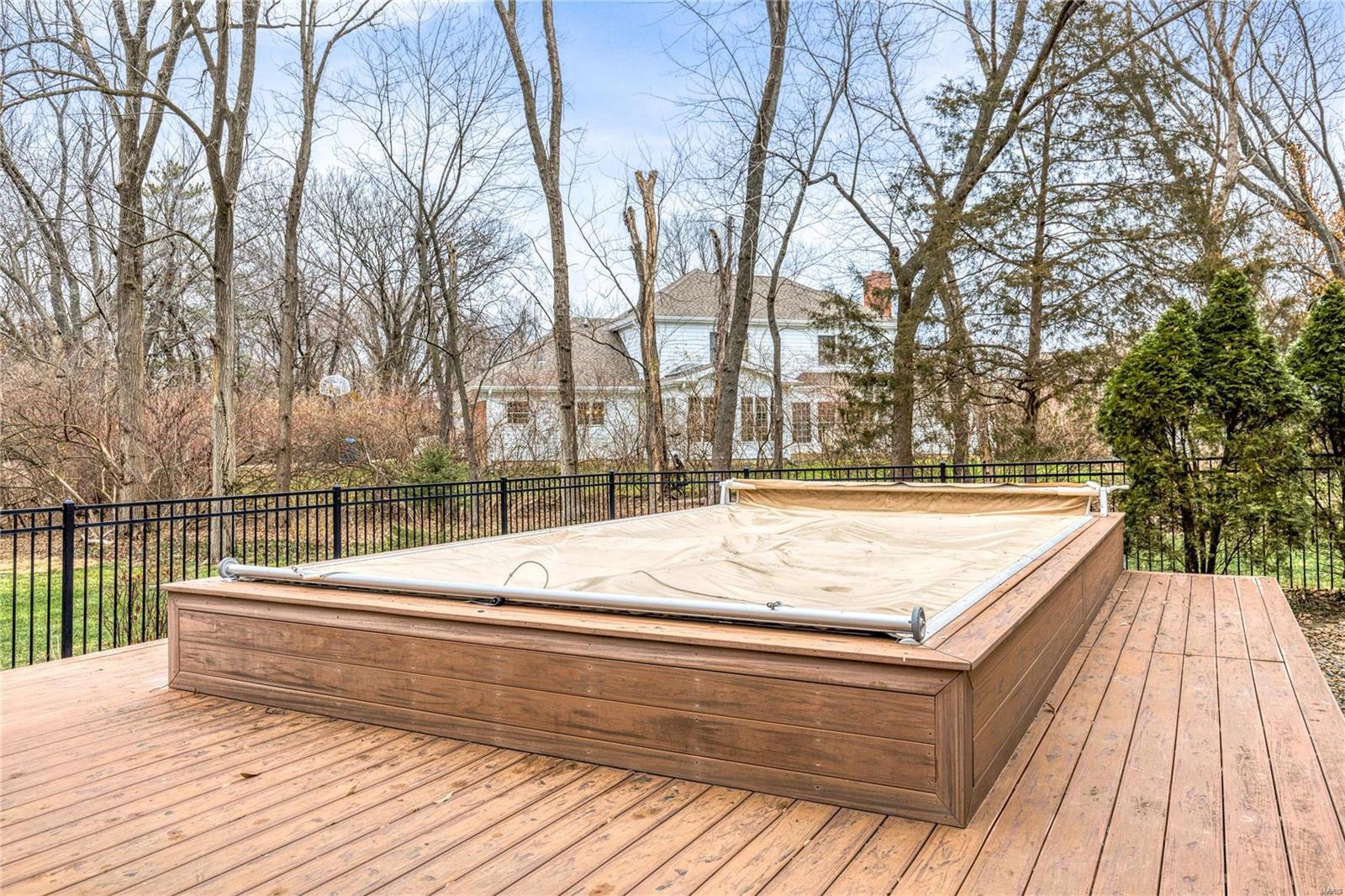 Cheshire Farm - Residential