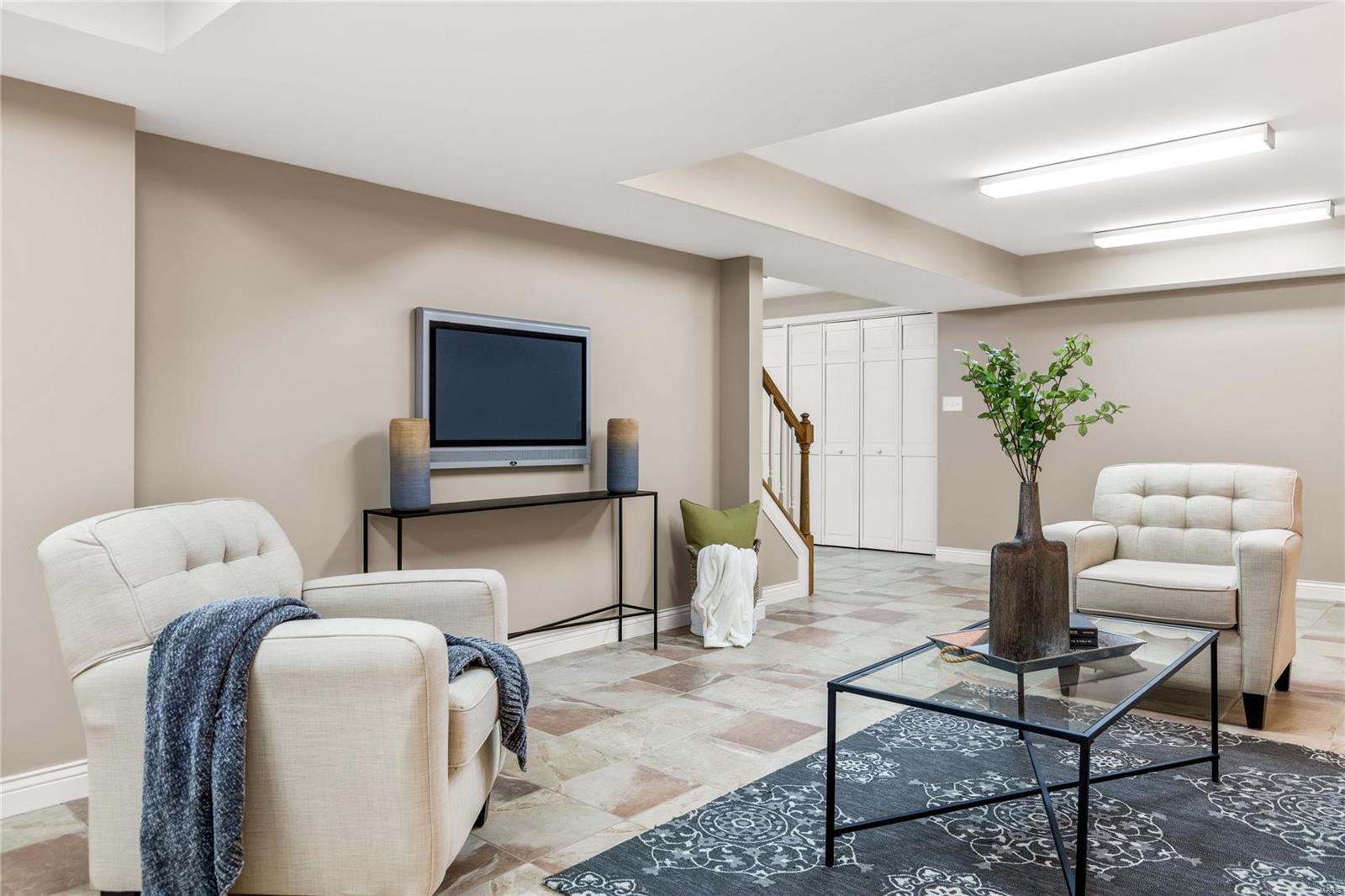 Cheshire Farm - Residential