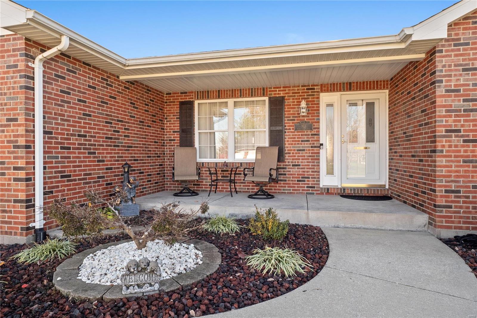 Waterloo, Illinois 62298, United States, 3 Bedrooms Bedrooms, ,3 BathroomsBathrooms,Residential,Pending,26307