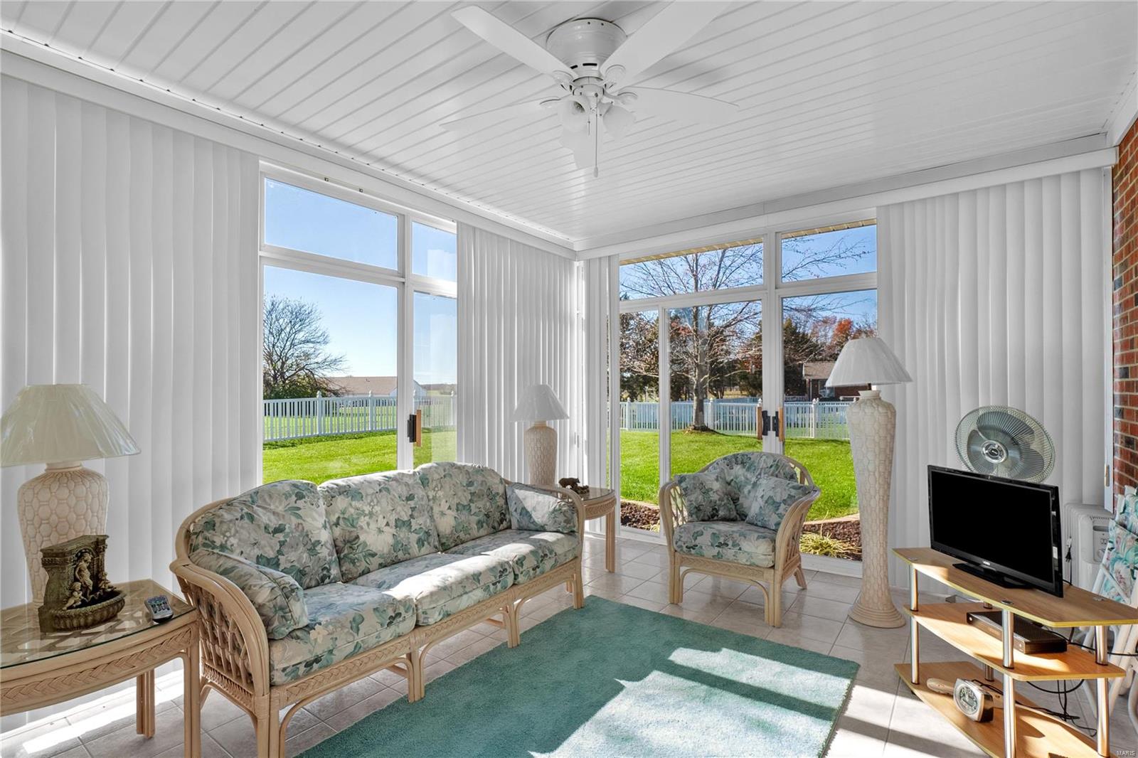 Waterloo, Illinois 62298, United States, 3 Bedrooms Bedrooms, ,3 BathroomsBathrooms,Residential,Pending,26307