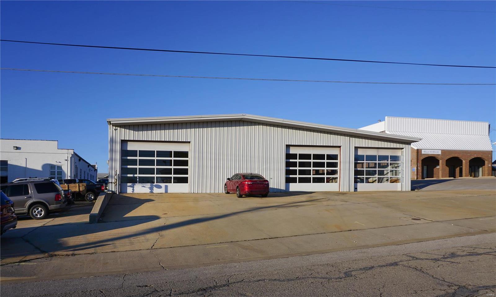 Bishops 4th Addition - Commercial Sale