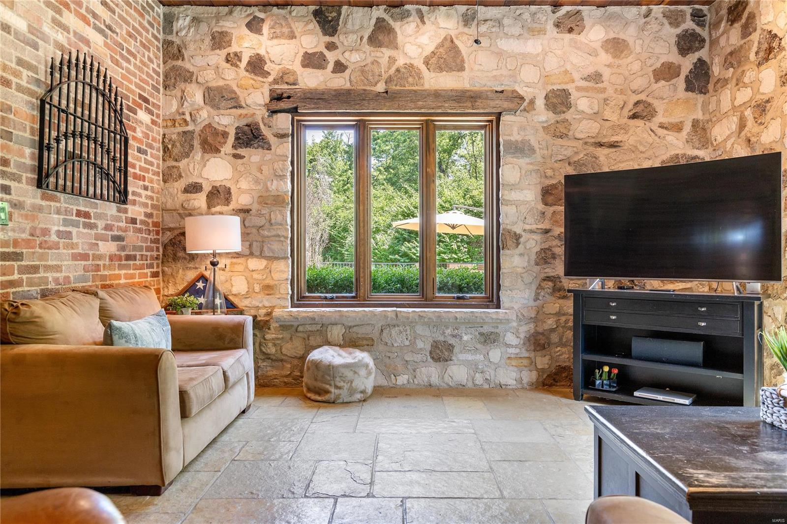 Huntington Lane - Residential