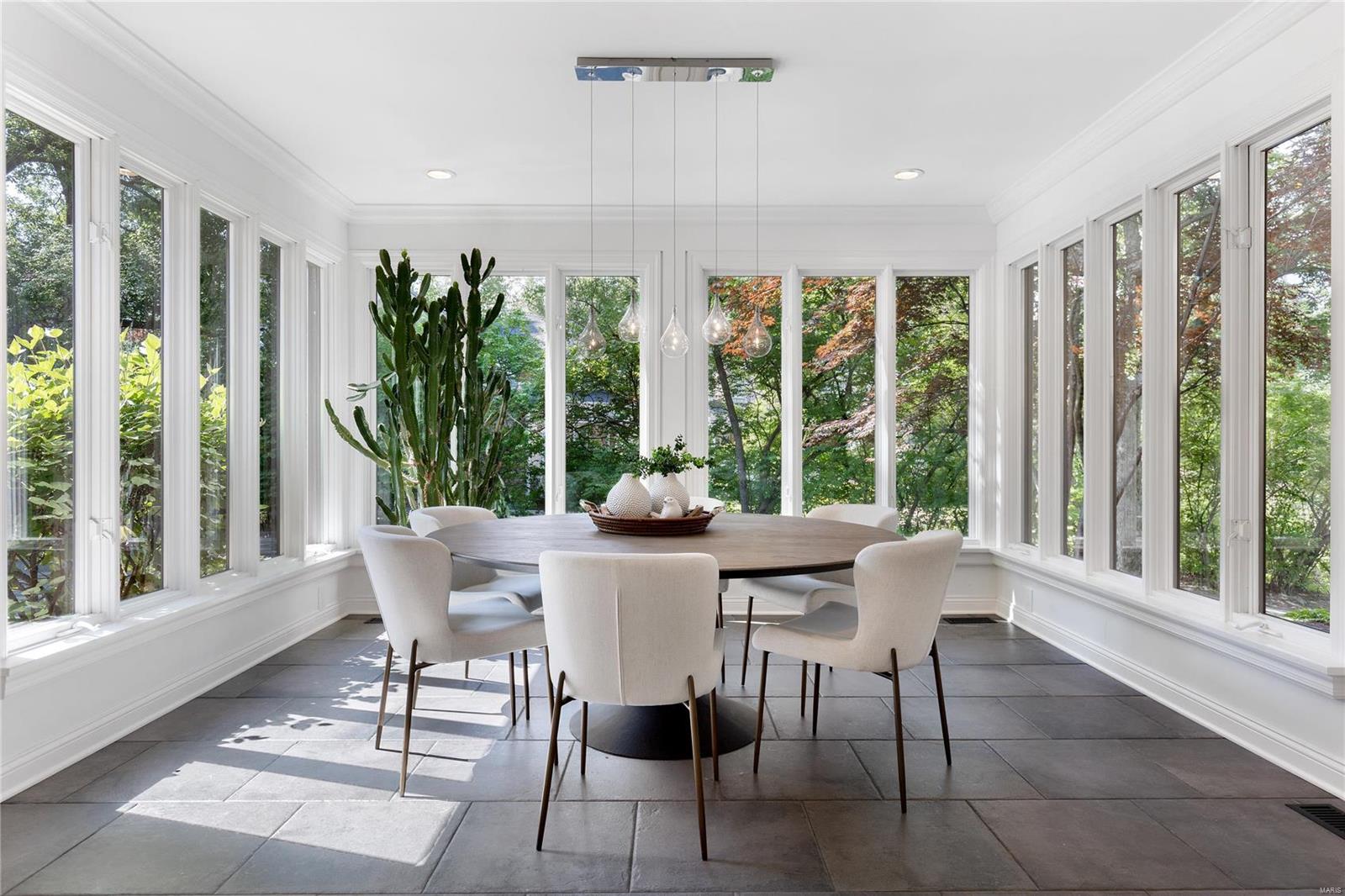 Huntington Lane - Residential