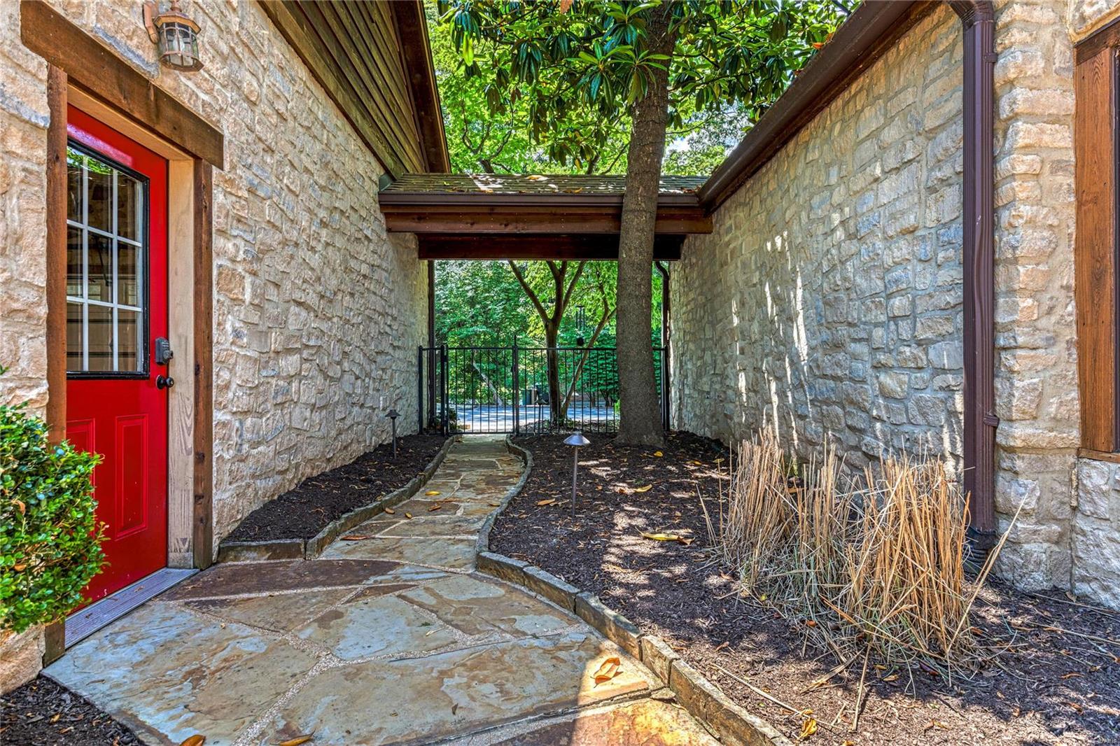 Huntington Lane - Residential