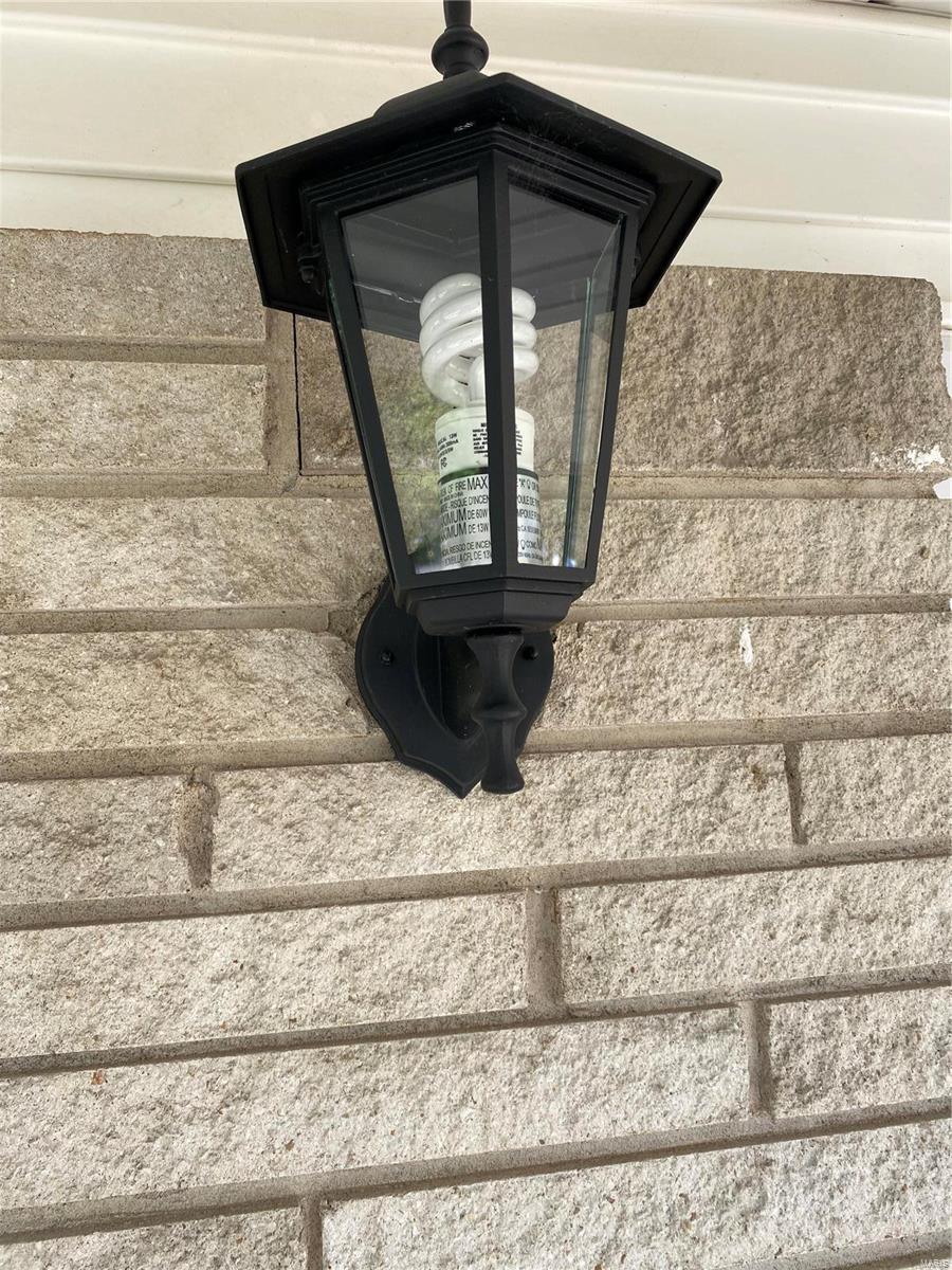 Emilou - Residential