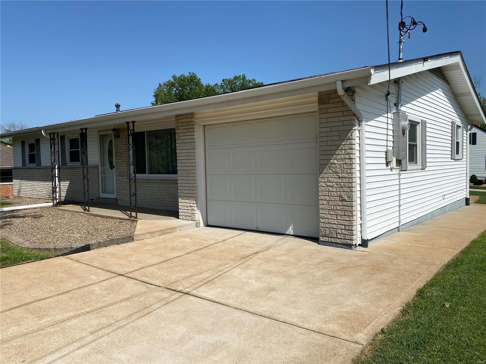 Emilou - Residential