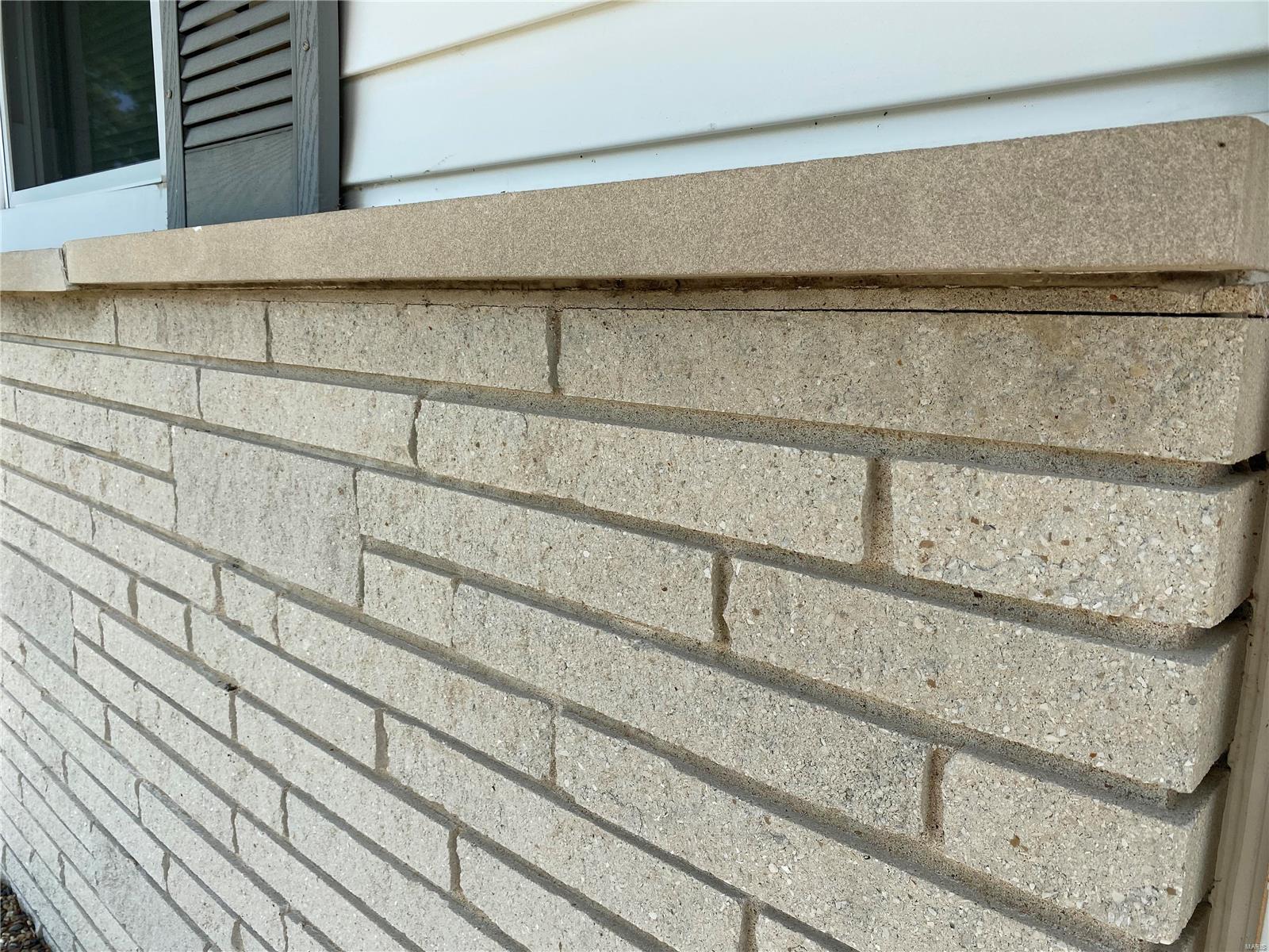 Emilou - Residential