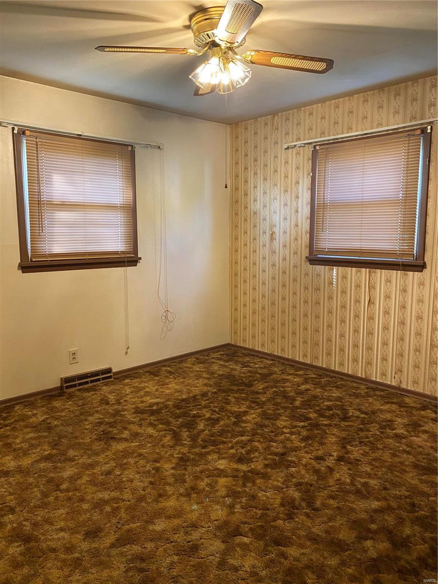 Emilou - Residential