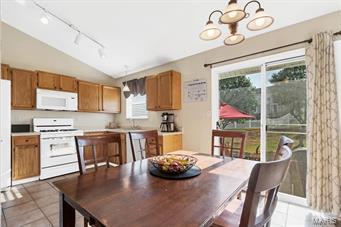 Valley Oaks 02 - Residential