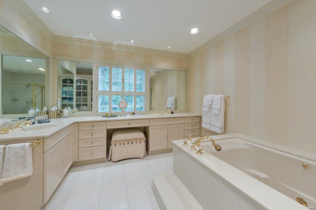 Barclay Woods - Residential