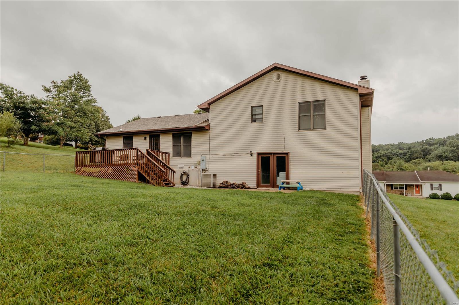 Photo 3 of 29 of 20175 Selby Road house