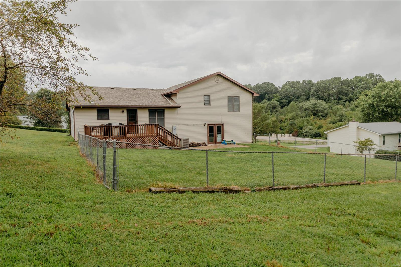 Photo 4 of 29 of 20175 Selby Road house