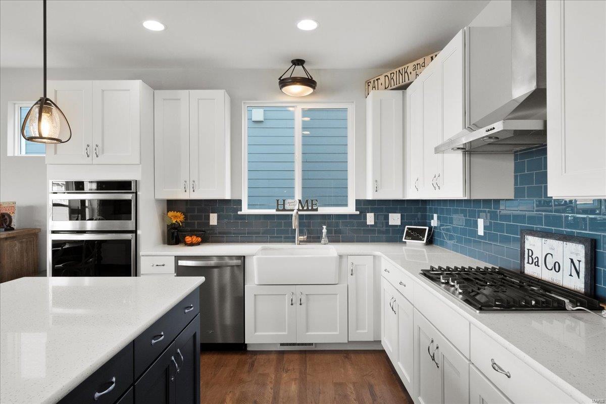 Wildwood, Missouri 63011, United States, 4 Bedrooms Bedrooms, ,5 BathroomsBathrooms,Residential,Pending,89708