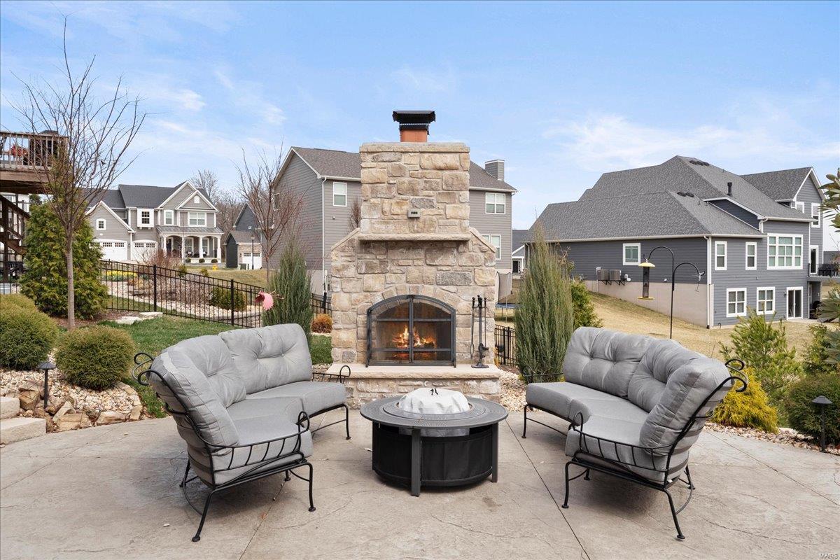 Wildwood, Missouri 63011, United States, 4 Bedrooms Bedrooms, ,5 BathroomsBathrooms,Residential,Pending,89708