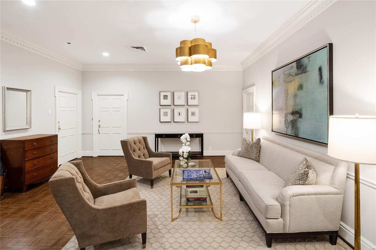 Eight- One- Six South Hanley Condominuim - Residential