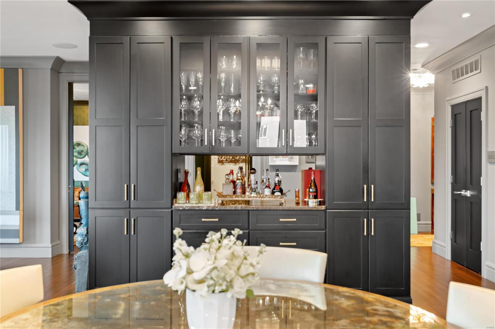 Eight- One- Six South Hanley Condominuim - Residential