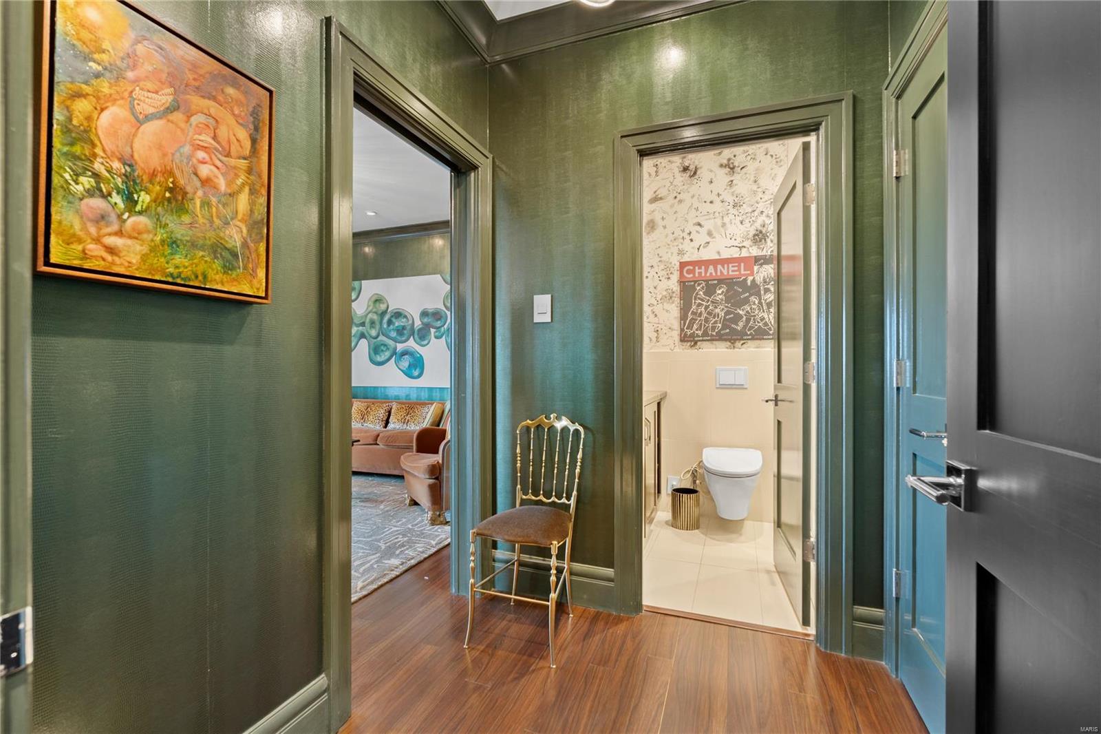 Eight- One- Six South Hanley Condominuim - Residential