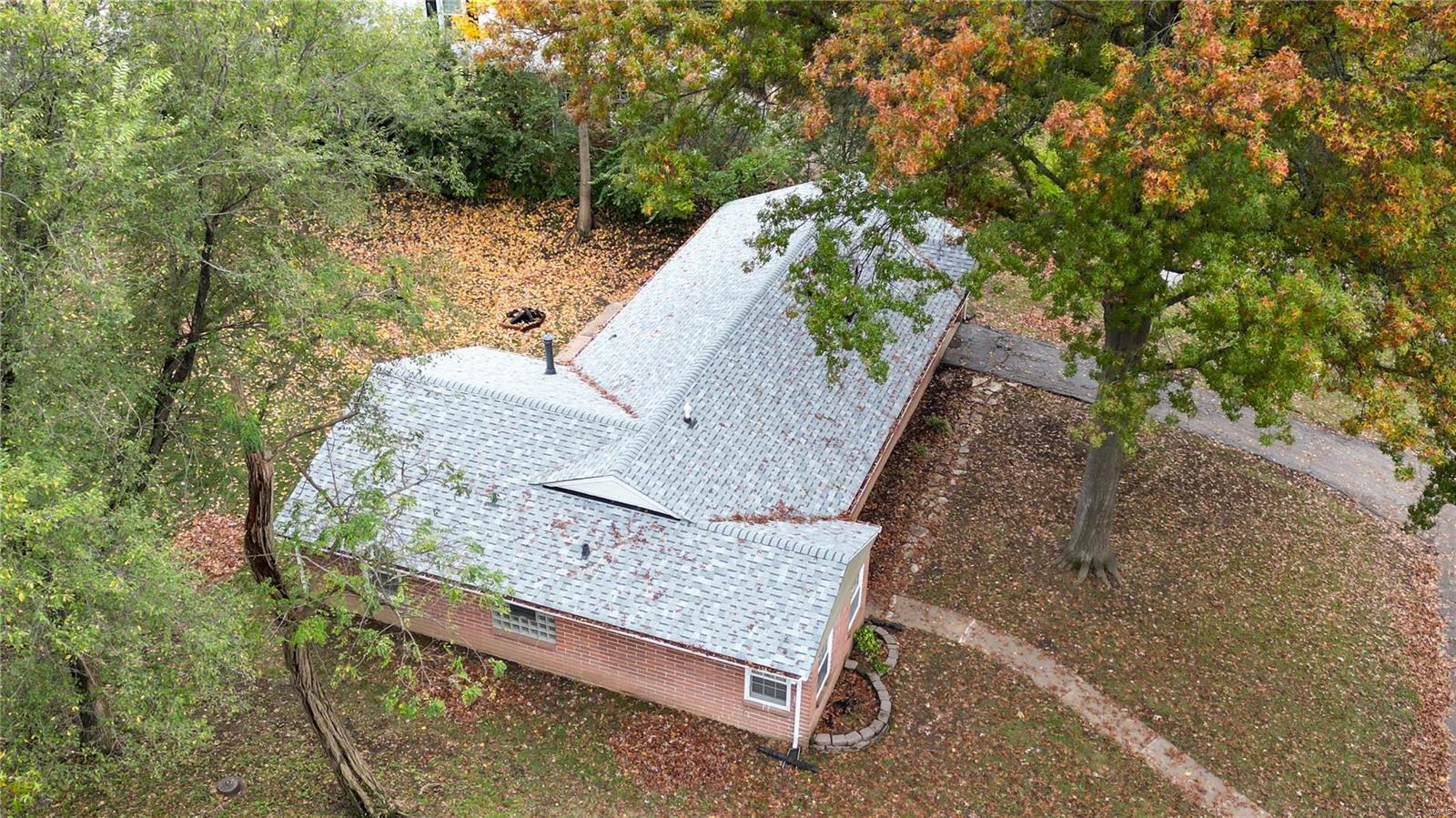 Ferguson, Missouri 63135, United States, 2 Bedrooms Bedrooms, ,1 BathroomBathrooms,Residential,Pending,34424