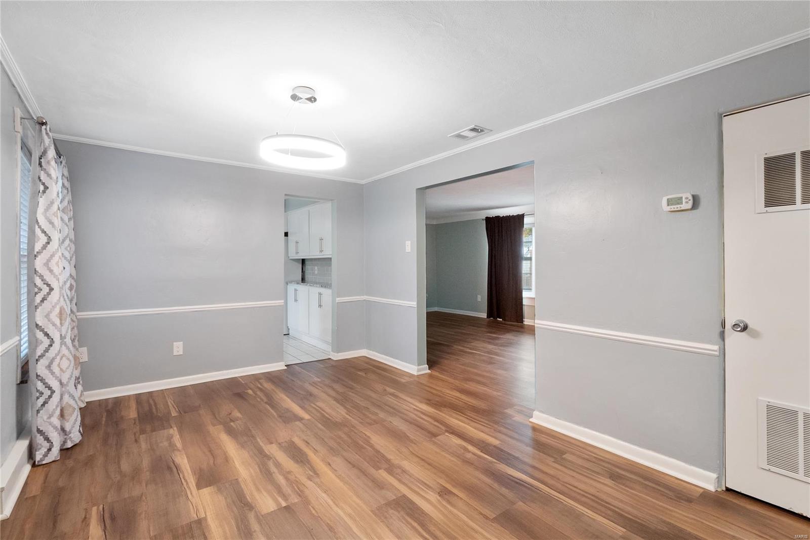 Ferguson, Missouri 63135, United States, 2 Bedrooms Bedrooms, ,1 BathroomBathrooms,Residential,Pending,34424