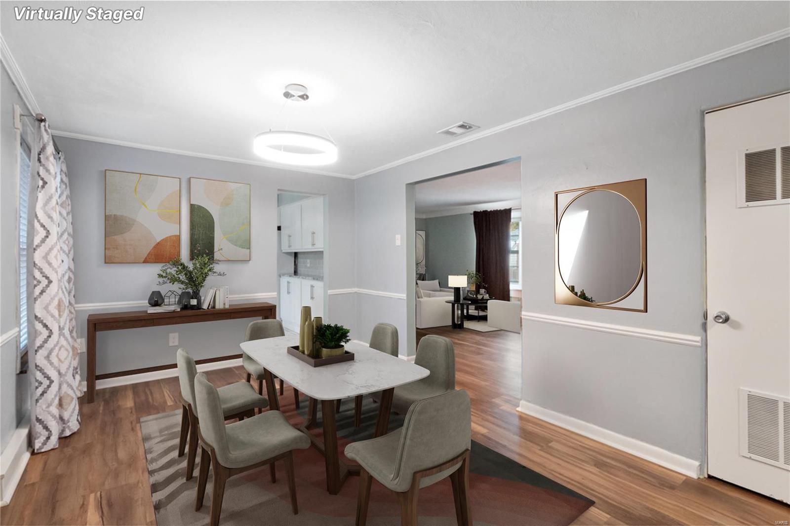 Ferguson, Missouri 63135, United States, 2 Bedrooms Bedrooms, ,1 BathroomBathrooms,Residential,Pending,34424