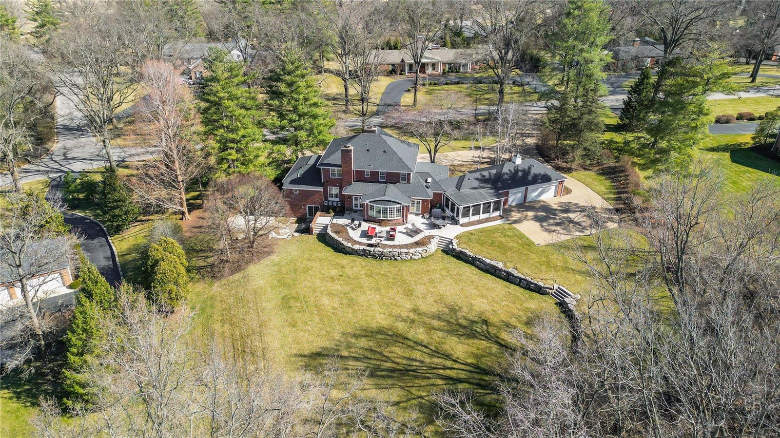 Bellerive country Club Grounds - Residential