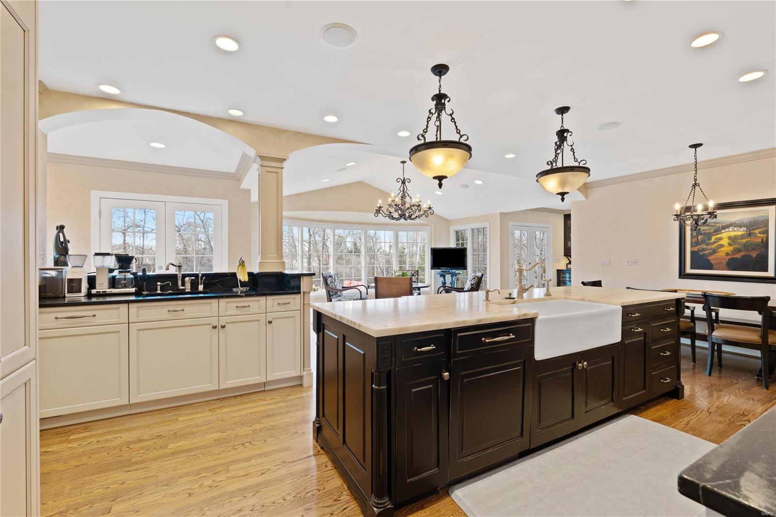 Bellerive country Club Grounds - Residential