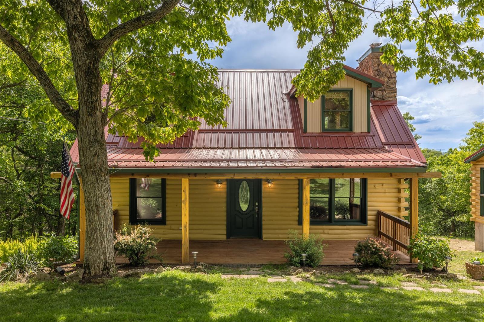 8 Pine Ridge Lane