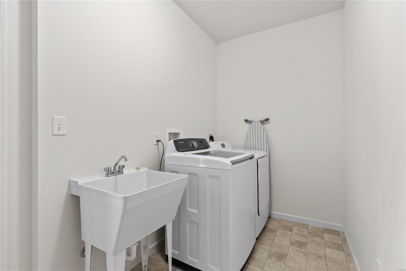 Cobblestone Crossing #4 - Residential